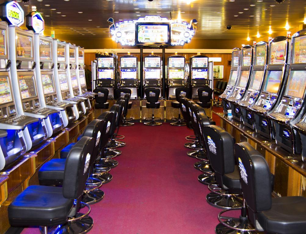 Hotel Casino Carmelo Bagian luar foto