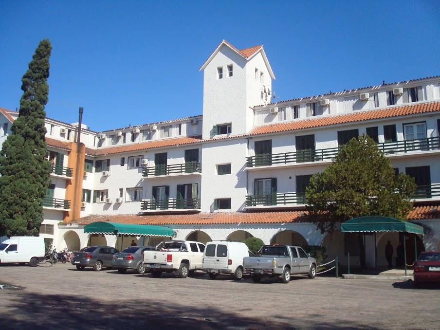 Hotel Casino Carmelo Bagian luar foto