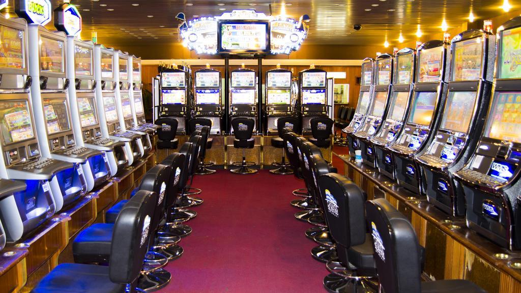 Hotel Casino Carmelo Bagian luar foto