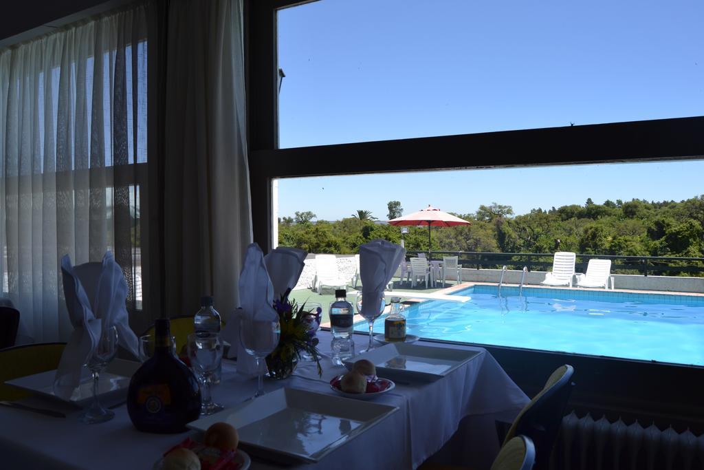 Hotel Casino Carmelo Bagian luar foto